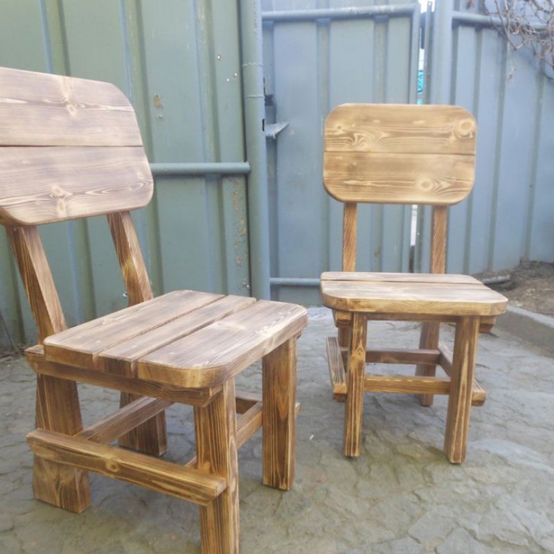 Столы и стулья под старину из дерева